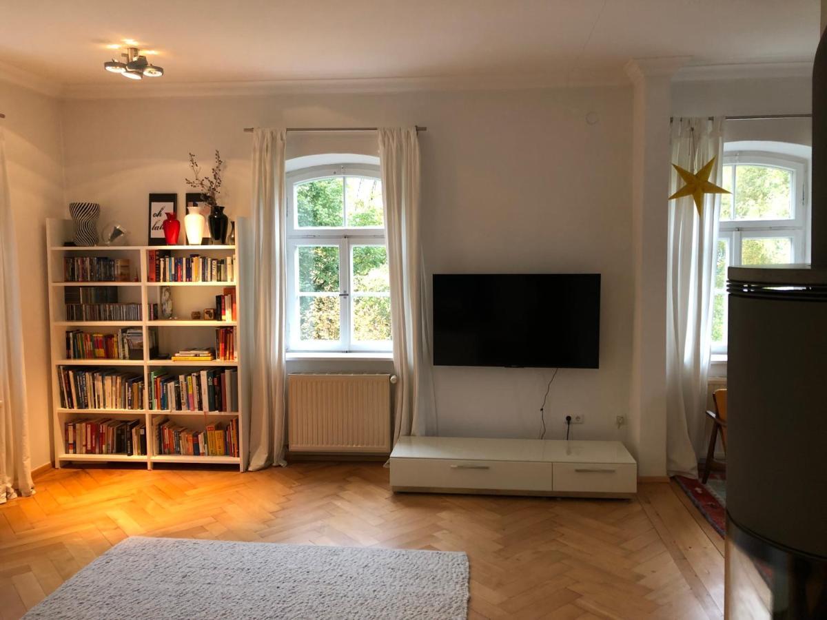 Haus Mit Geschichte In Maehring Apartamento Exterior foto
